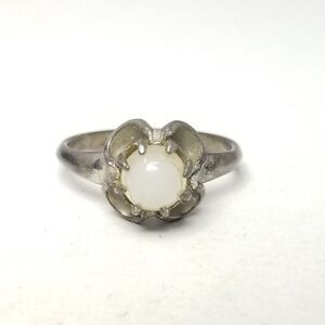 Vintage Sterling Silver Buttercup Setting Solitaire Ring, Size 5 1/2 Band